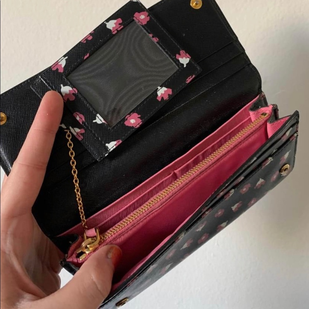Prada Saffiano Wallet - Picture 4 of 6